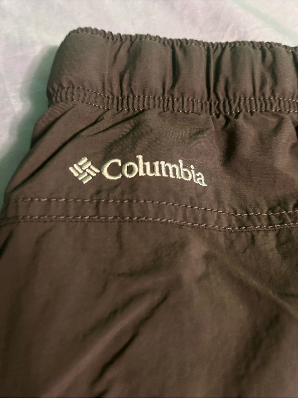 Columbia Men's Dark Brown Outdoor Shorts size 2x with stretch